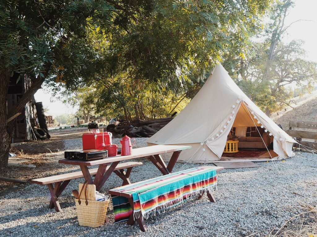 yurt and picnic table at whiskey ranch